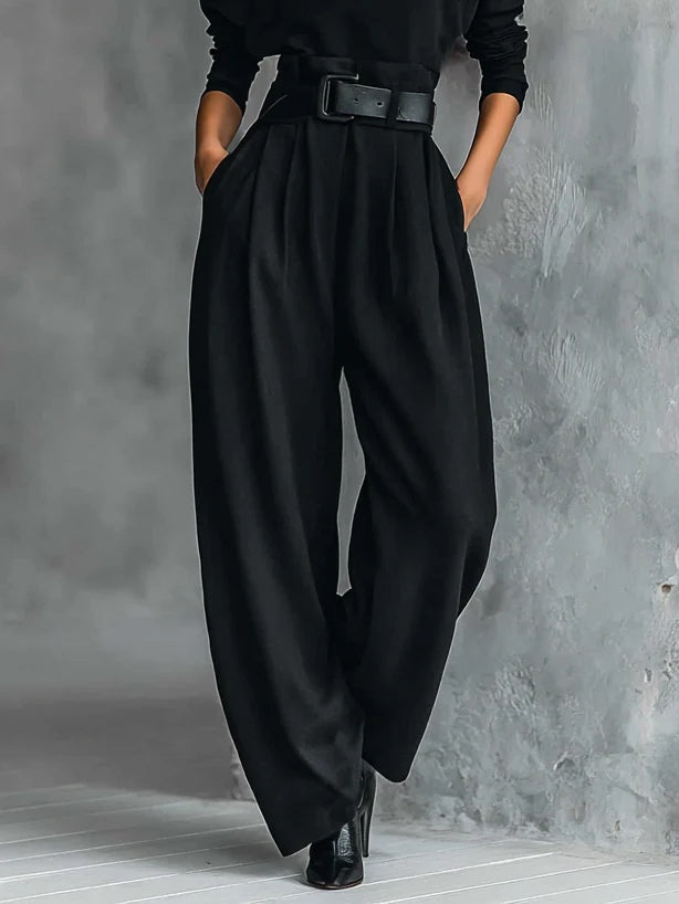 All-black turtleneck two-piece set straight-leg jumper for women | Aurora -4