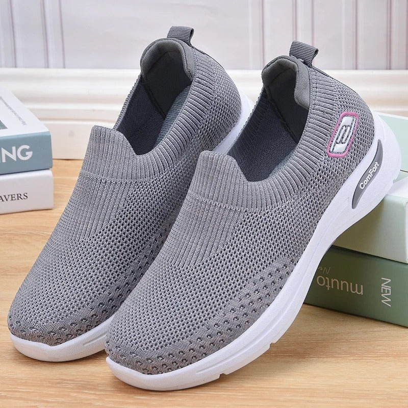 Orthopedic sports shoe for women | Laura -13
