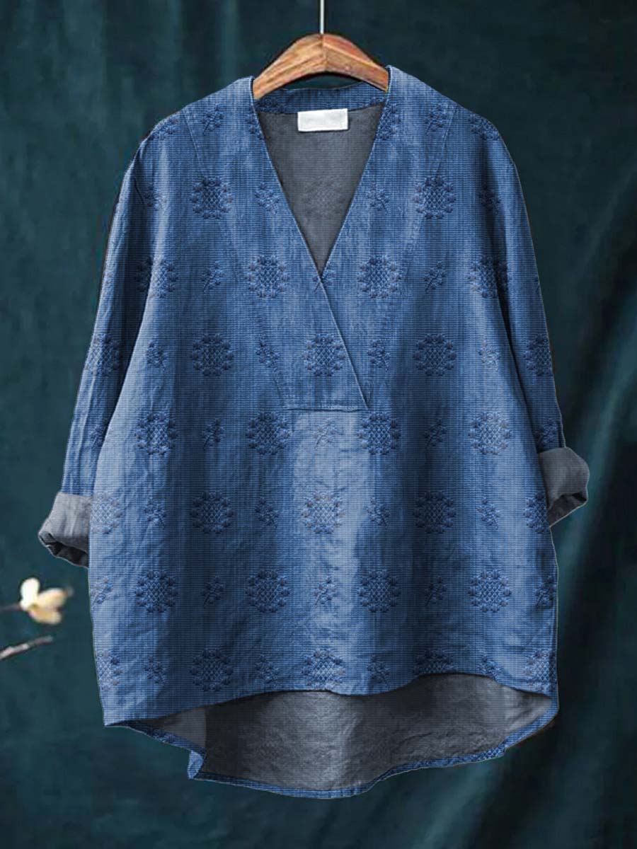 Embroidered blouse with V-neck silhouette for women | Cara