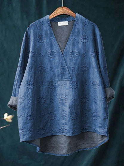 Embroidered blouse with V-neck silhouette for women | Cara