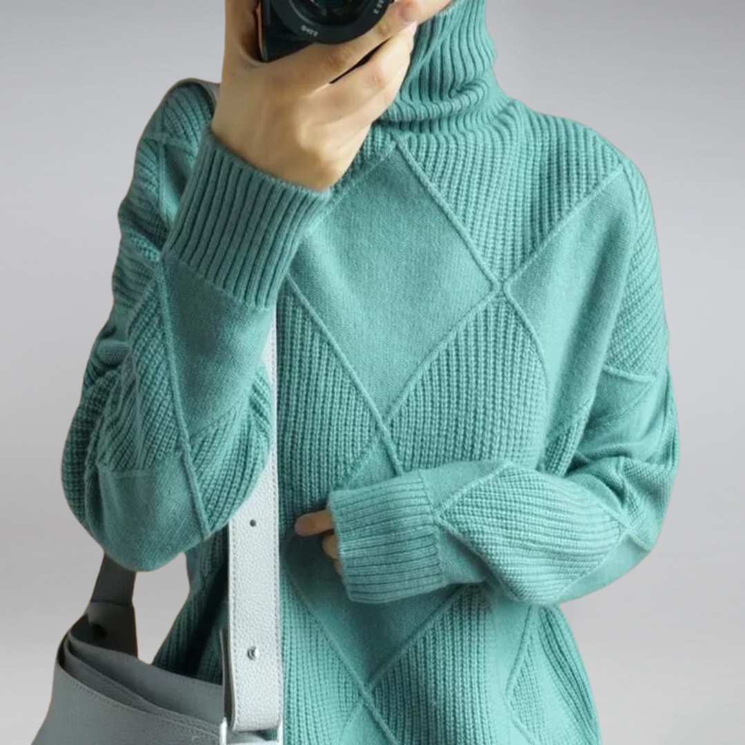 Cashmere turtleneck jumper for women | Myla -5