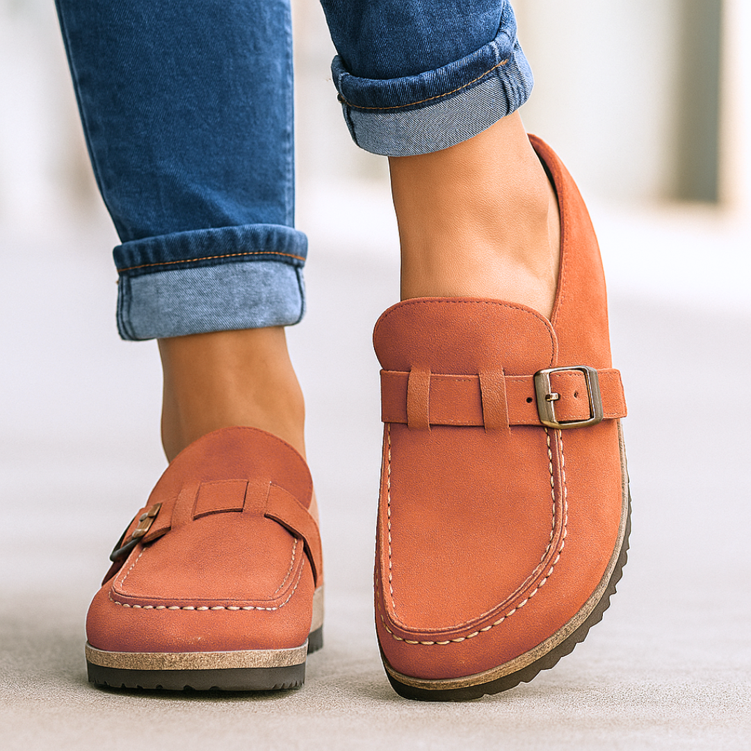 Supportive slip-on shoes with classic silhouette for women | Brisa