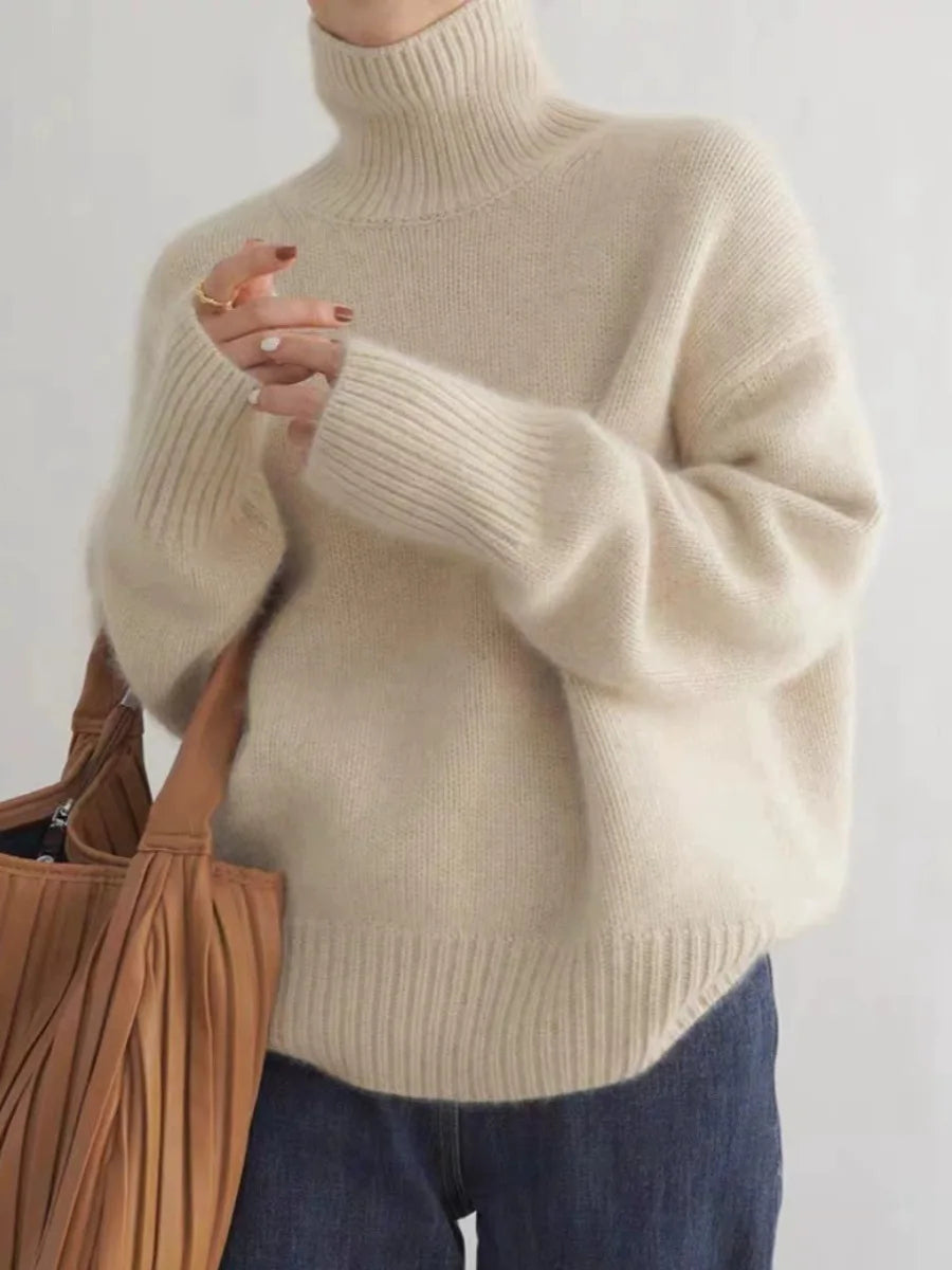 Relaxed turtleneck jumper for women | Arden -1