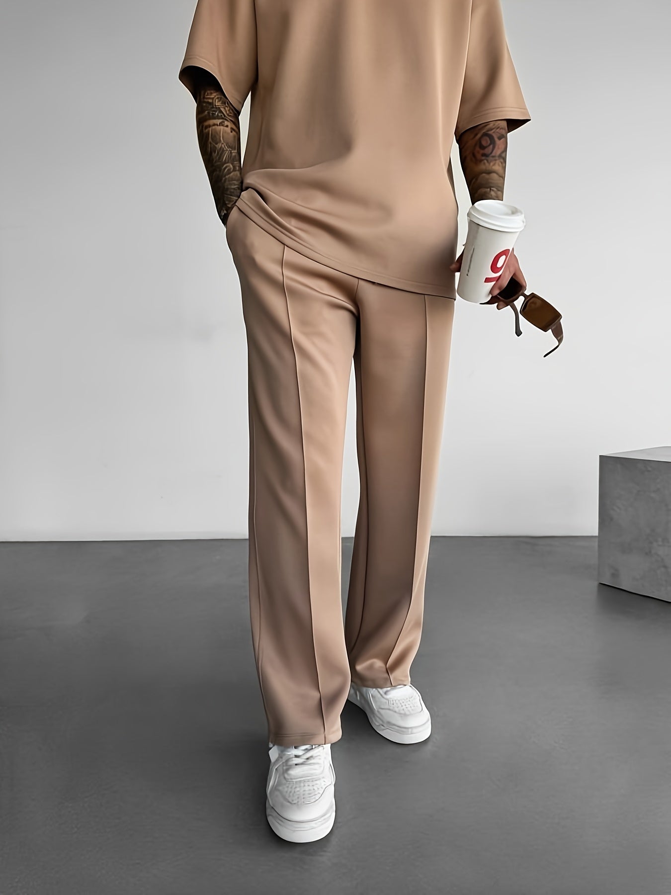 Classic pleated everyday trousers for men | Ellison -16