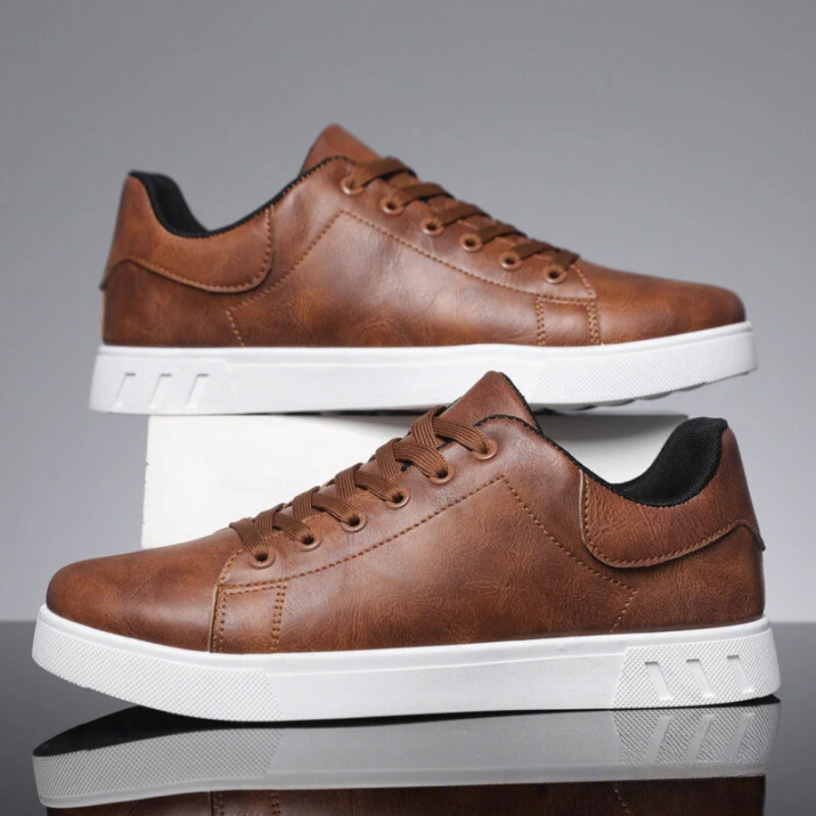 Stylish leather everyday casual trainers for men -3