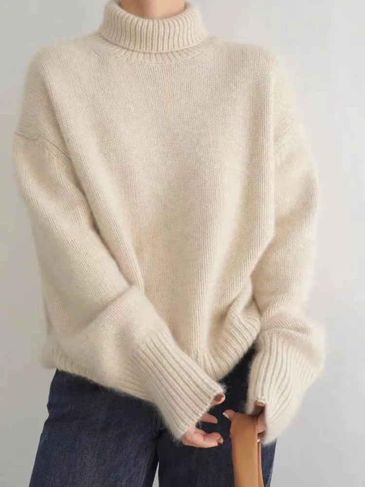 Relaxed turtleneck jumper for women | Arden -2