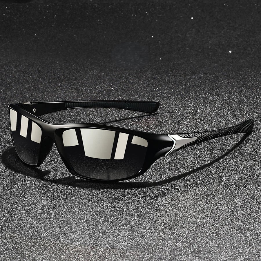 Lightweight polarised everyday sunglasses for men | Stratos -3