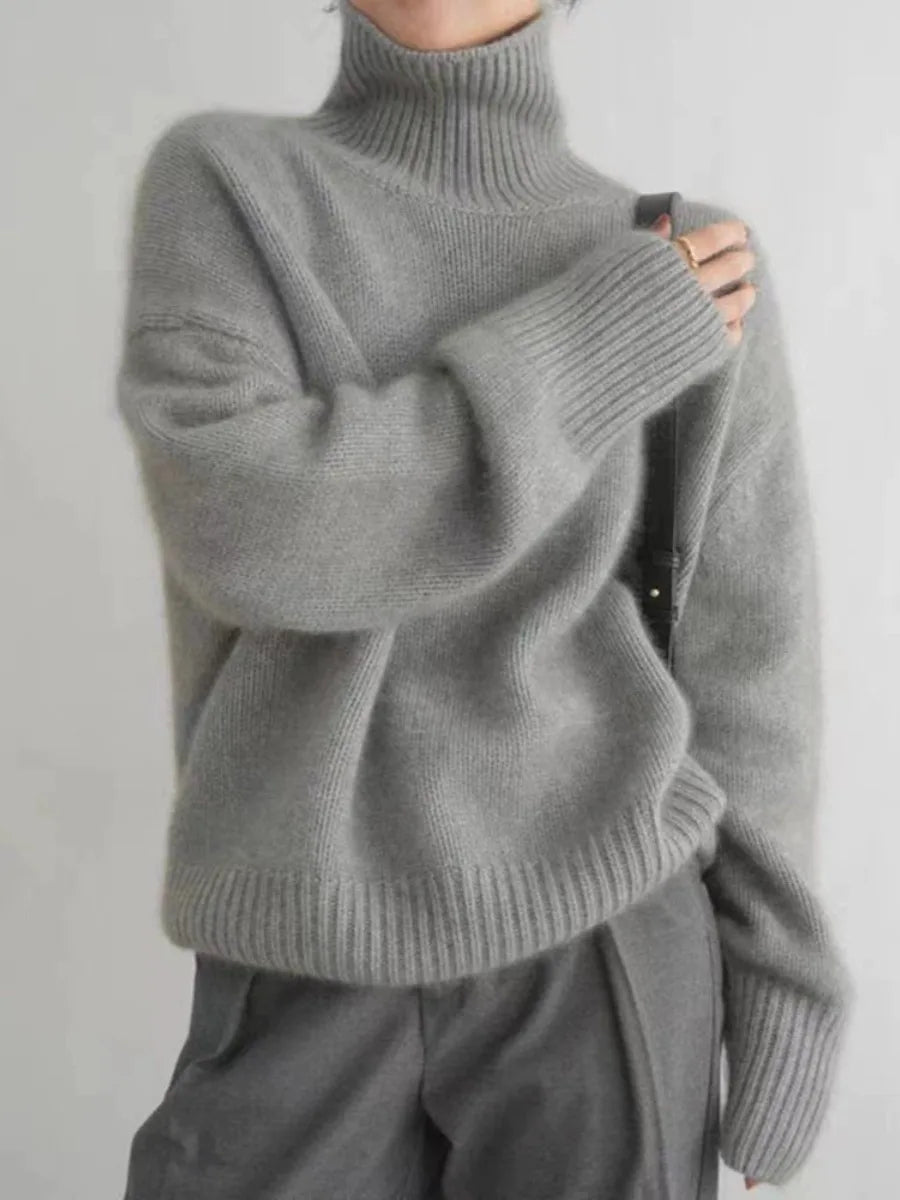 Relaxed turtleneck jumper for women | Arden -8