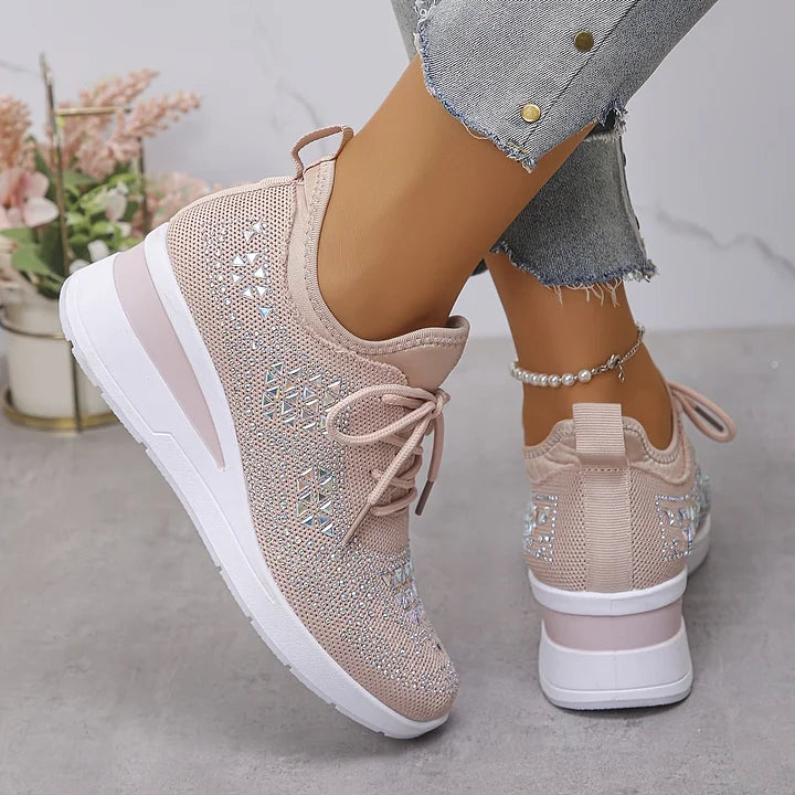 Supportive everyday sneakers for women | Brielle