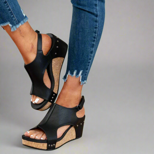 Wedge sandals with timeless silhouette for women | Kenna