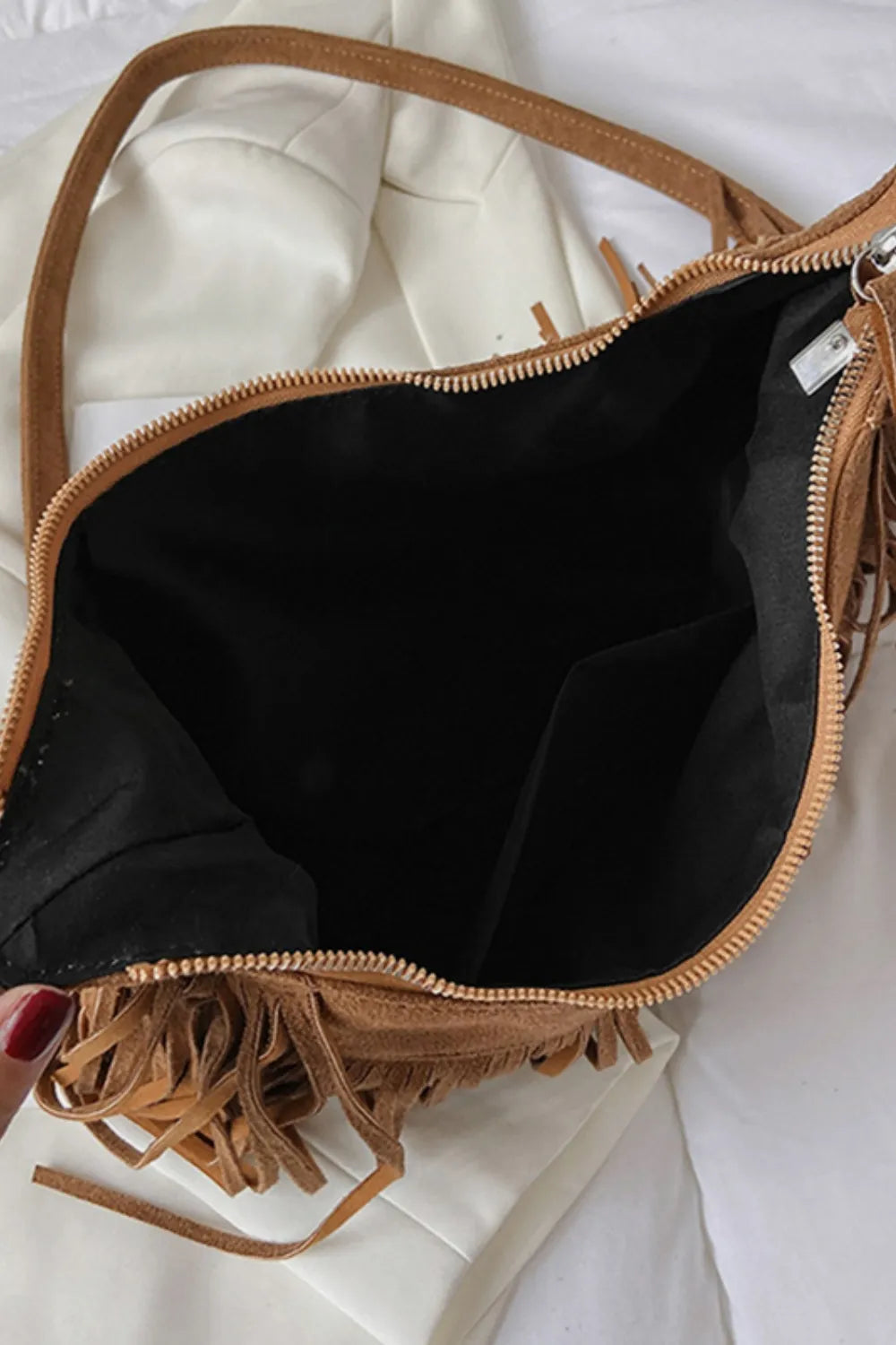 Fringe shoulder bag for women -8