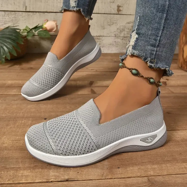 Comfortable slip-on sneakers for women | Azira