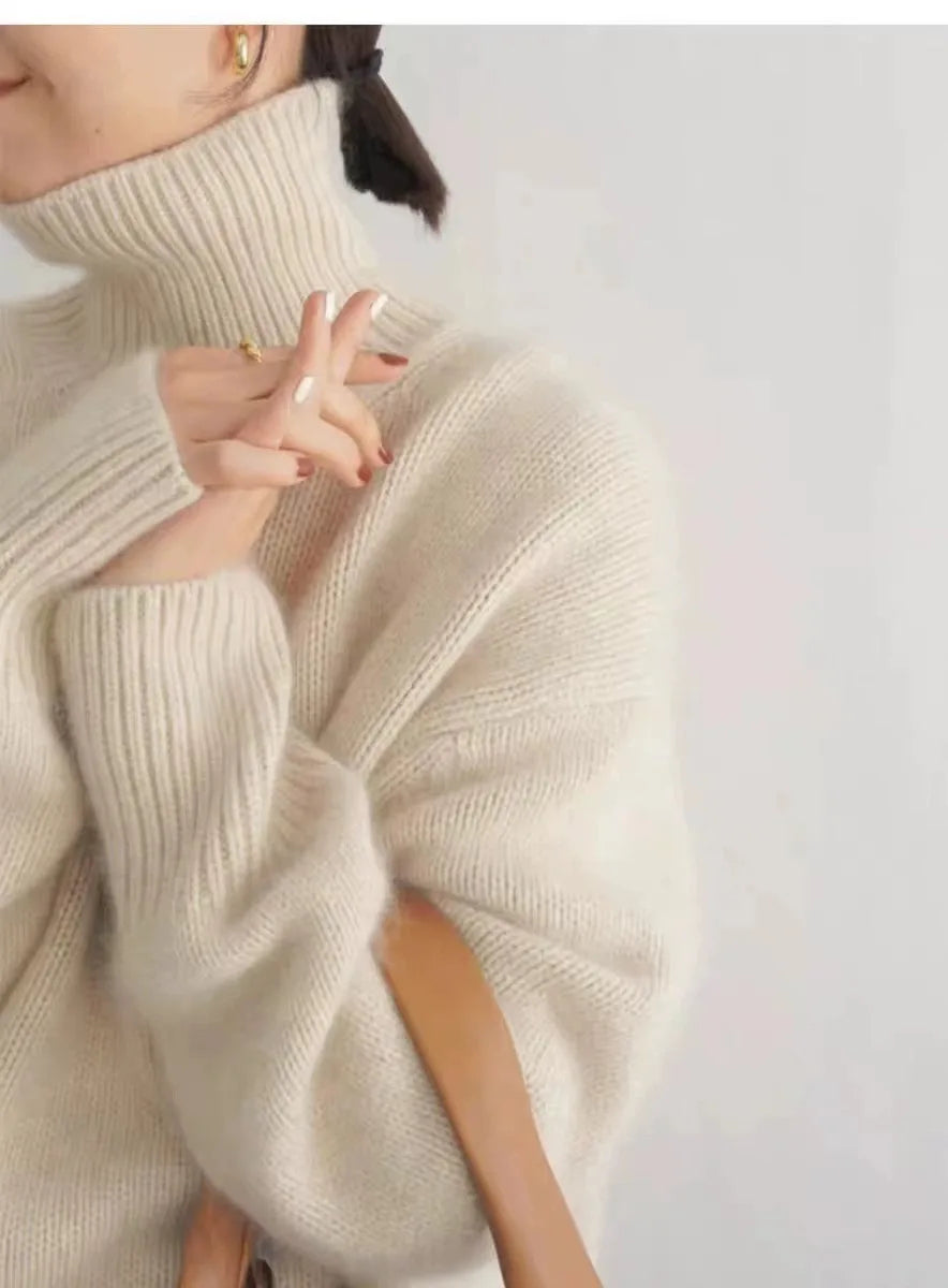 Relaxed turtleneck jumper for women | Arden -3