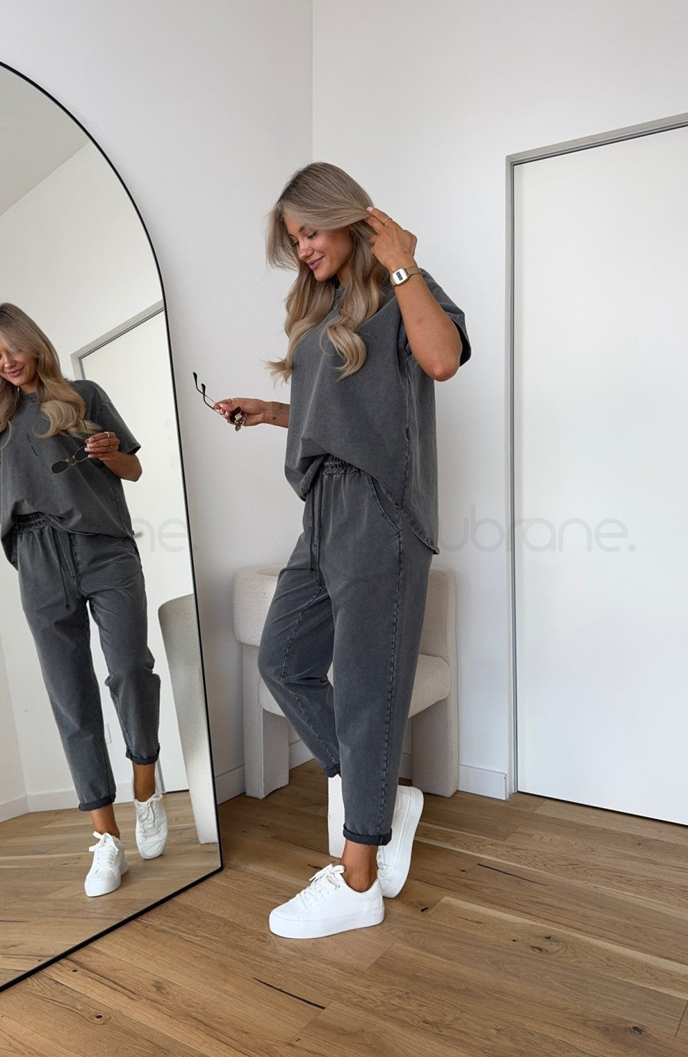 Elegant versatile two-piece set for women -2