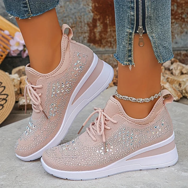 Supportive everyday sneakers for women | Brielle