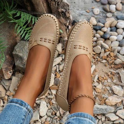 Supportive everyday shoes for women | Daria