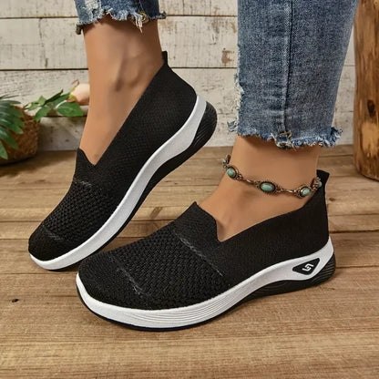 Comfortable slip-on sneakers for women | Azira