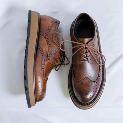 Heritage brogues with classic detailing for men | West
