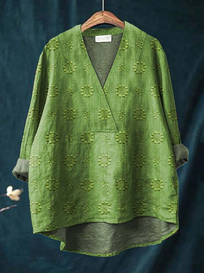 Embroidered blouse with V-neck silhouette for women | Cara
