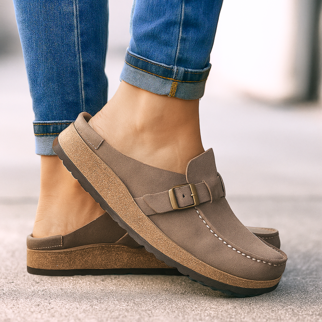 Supportive slip-on shoes with classic silhouette for women | Brisa
