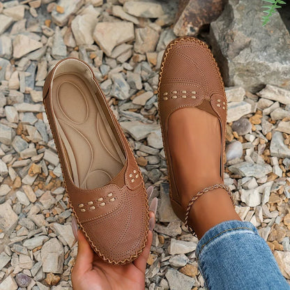 Supportive everyday shoes for women | Daria