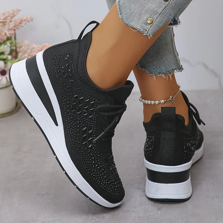 Supportive everyday sneakers for women | Brielle
