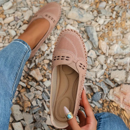 Supportive everyday shoes for women | Daria