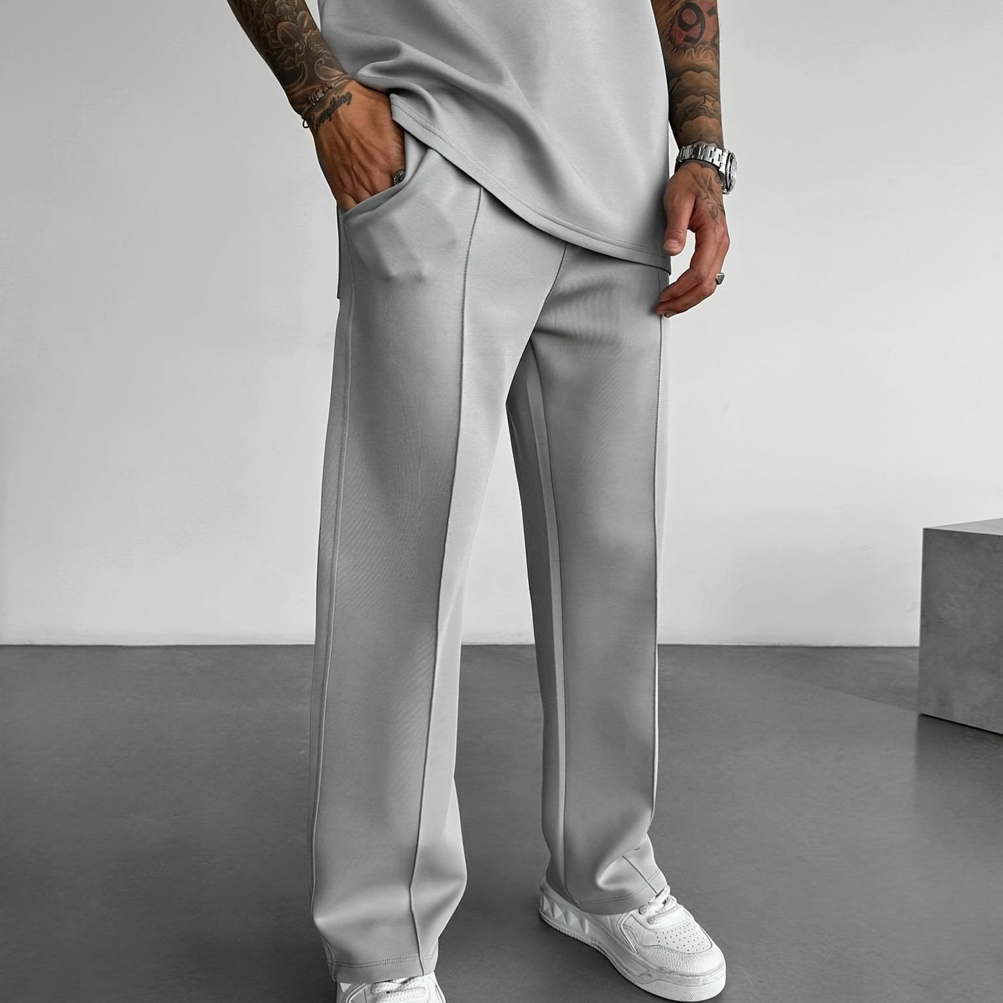 Classic pleated everyday trousers for men | Ellison -5