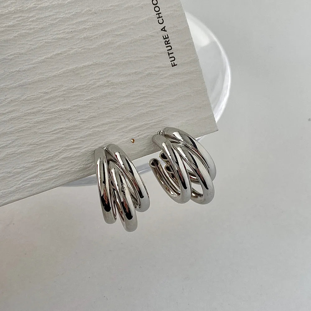 Trinova stacked hoop earrings for women | Aurelia -7