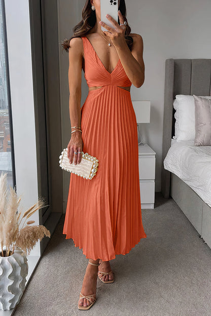Sophisticated pleated maxi dress for women | Chelsy -5