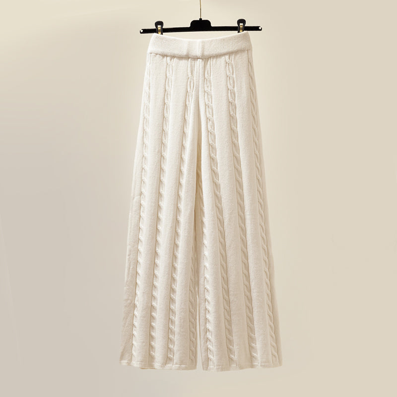 Coordinated cosy three-piece set for women | Elara -4