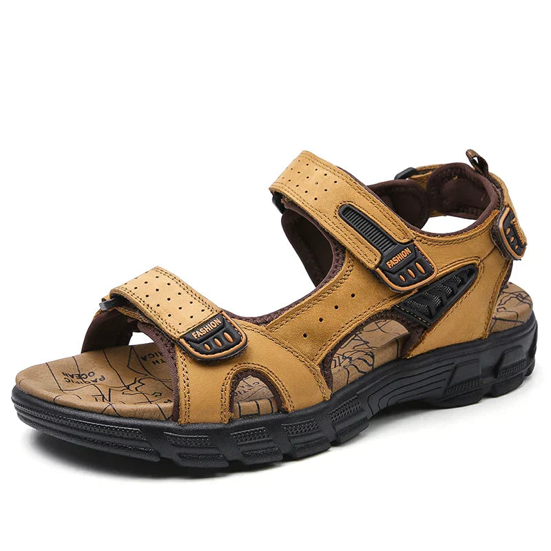 Classic orthopaedic everyday sandals for men | Clark -8