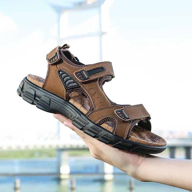 Classic orthopaedic everyday sandals for men | Clark -5