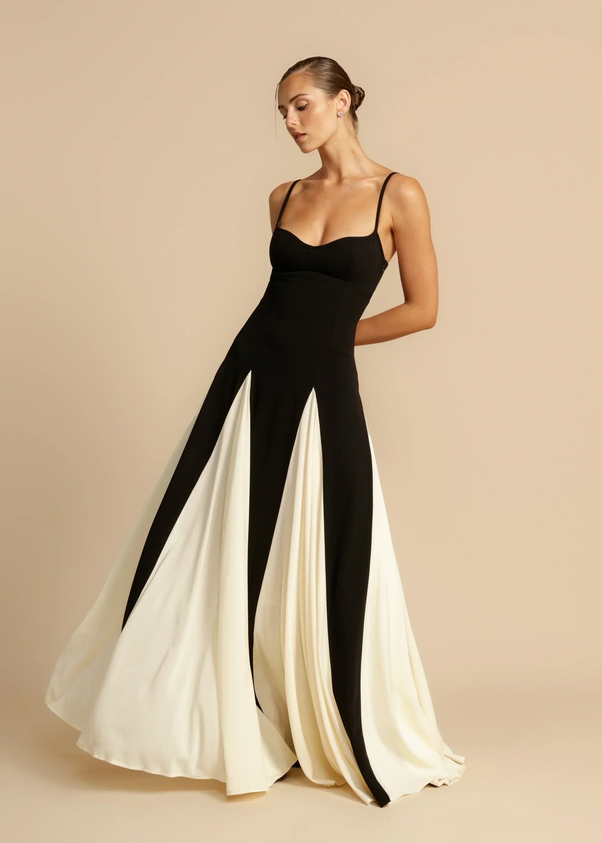 Elegant long dress for women | Connie -1
