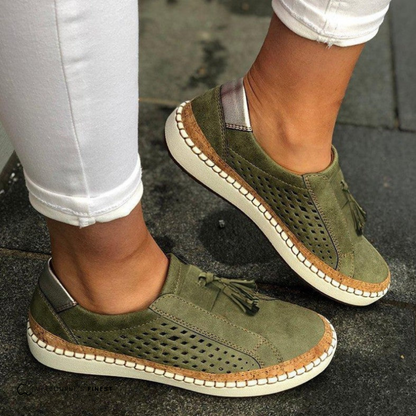 Comfortable summer slip-ons for women | Liora