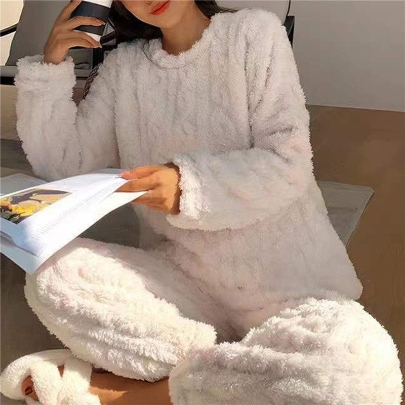 Soft fleece pyjama set for cozy comfort for women | Maria