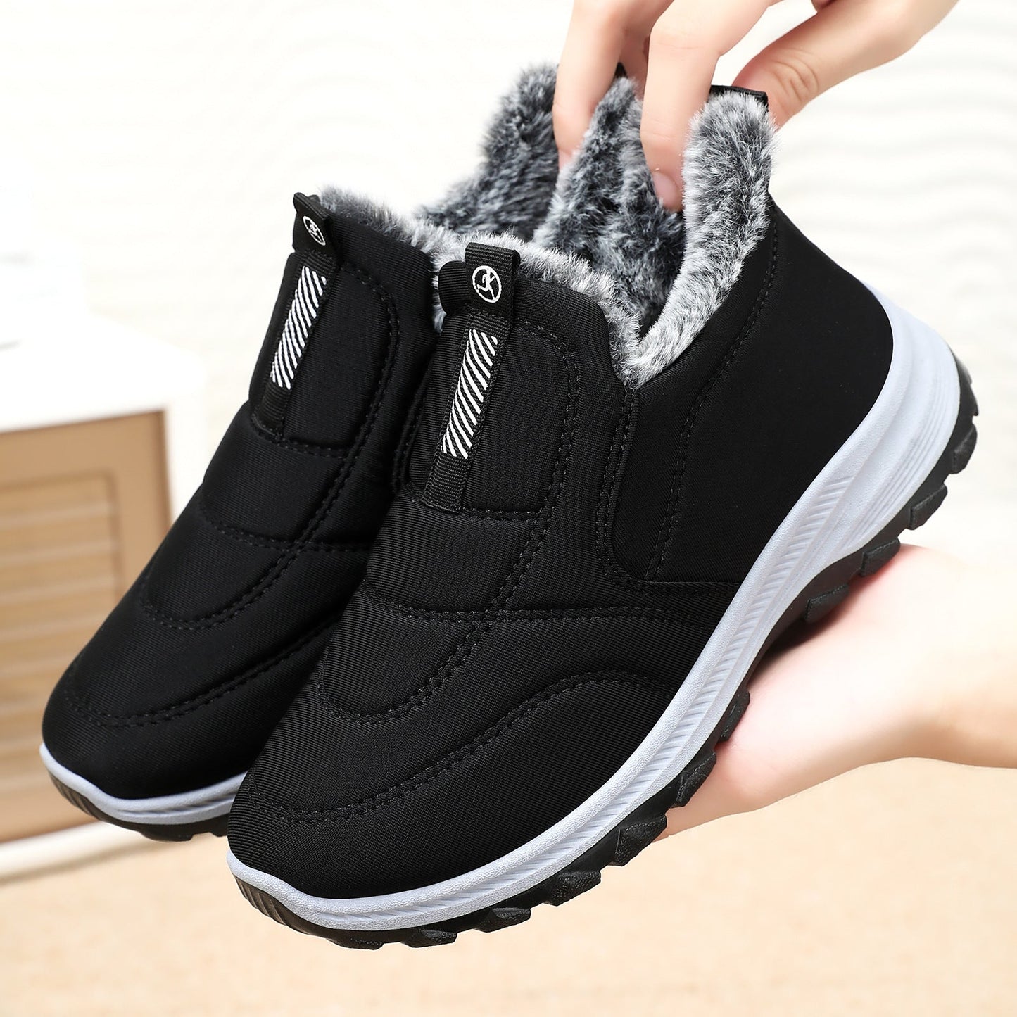 Anti-slip warm winter shoes for women | Evelyn -1
