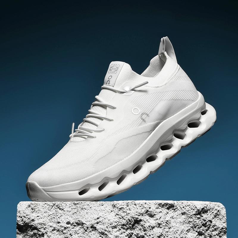 Lightweight performance everyday trainers for men | OC -3