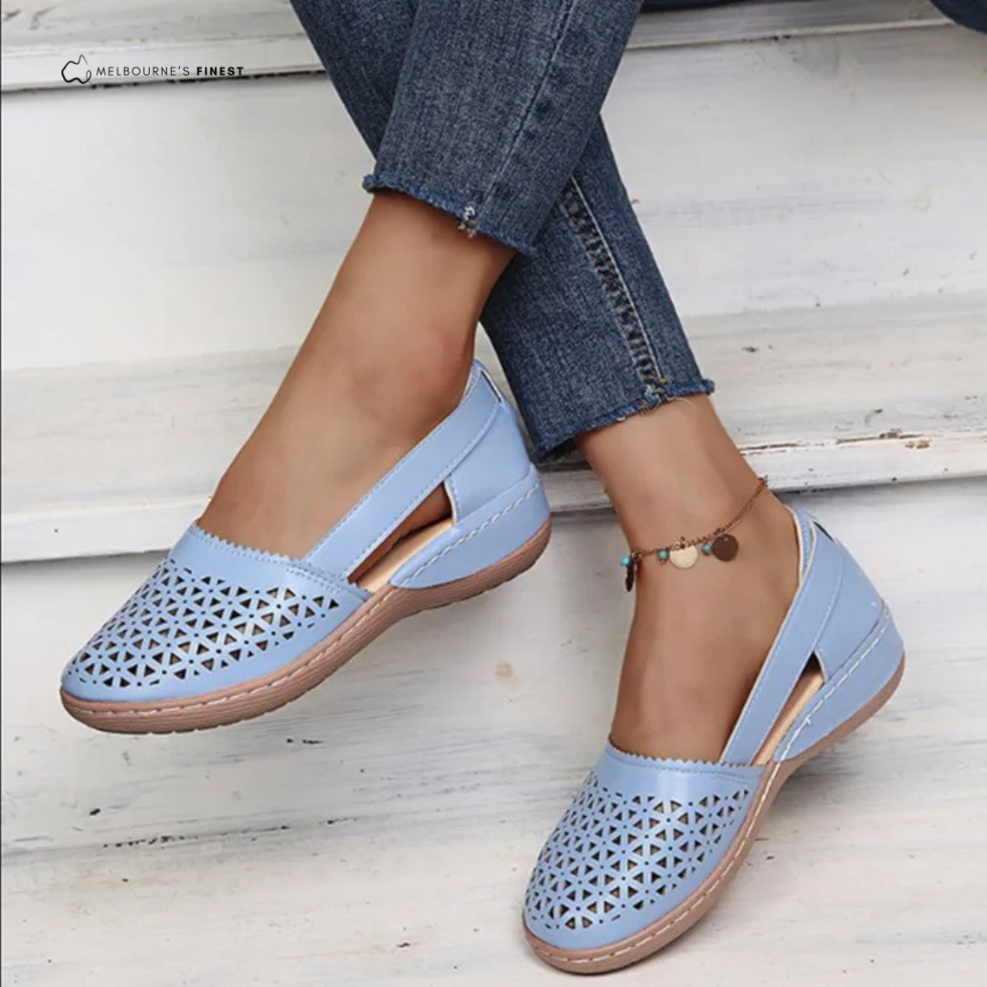 Supportive walking shoes for women | Maren