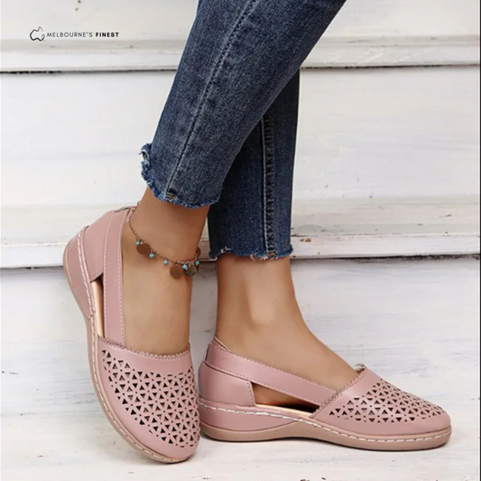 Supportive walking shoes for women | Maren