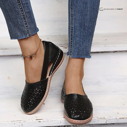 Supportive walking shoes for women | Maren