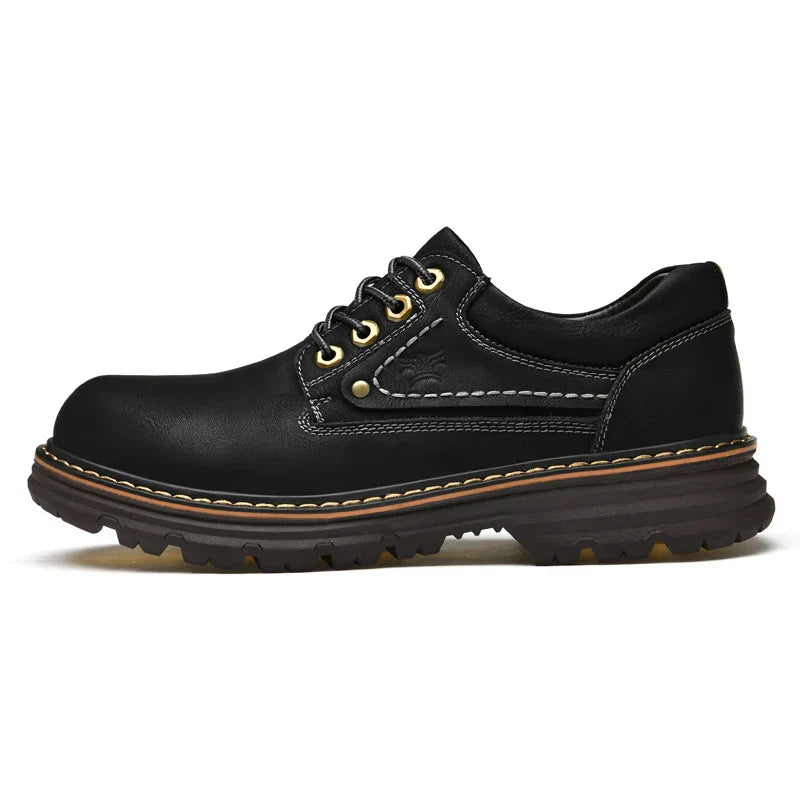 Rugged oxford shoes with classic silhouette for men | Cruz
