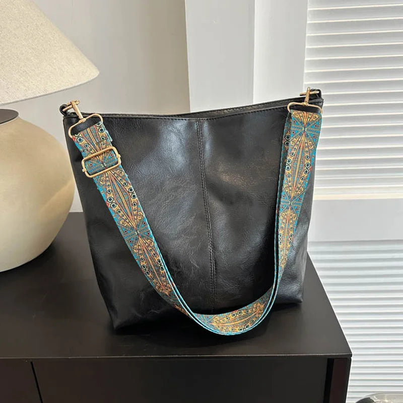 Vintage leather shoulder bag for women | Chelsey -2