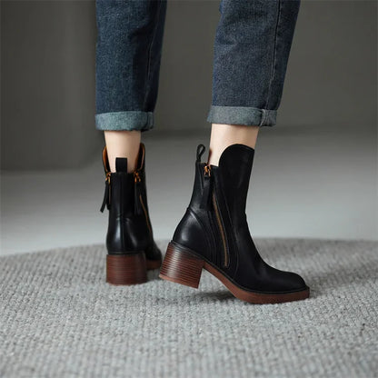 Classic orthopaedic everyday ankle boots for women | Gloria -4