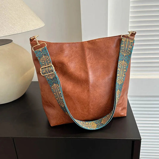 Vintage leather shoulder bag for women | Chelsey -1