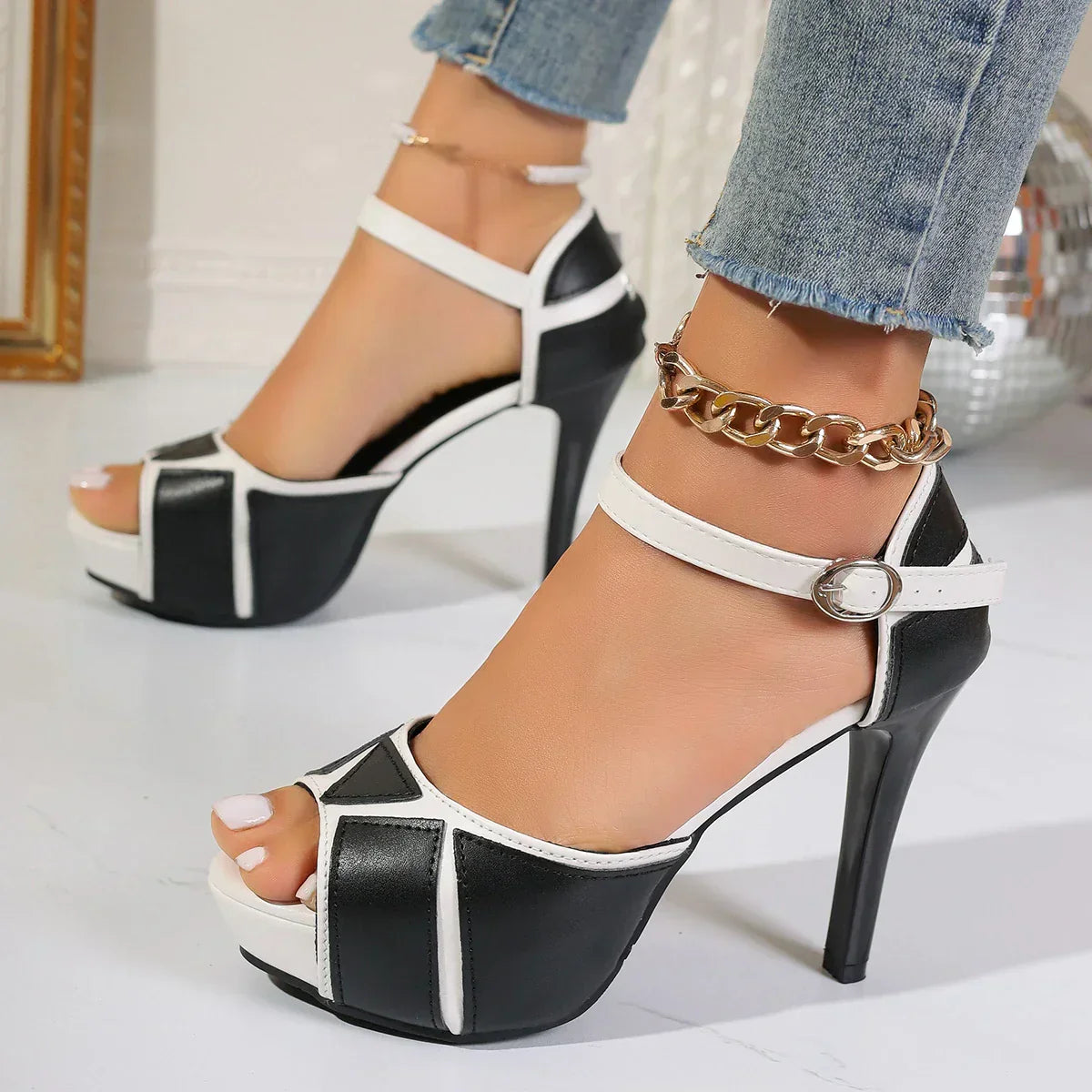 Classic elegant everyday heels for women | Valentina -9