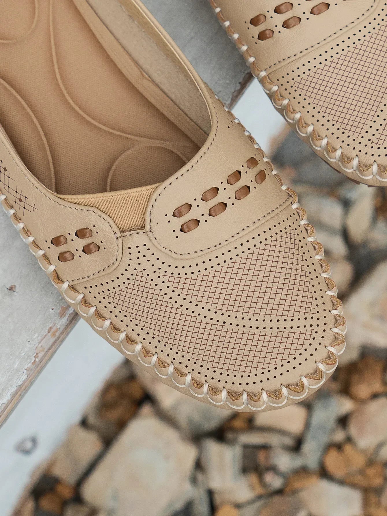 Elodie featherlight loafers for women | Solara -17