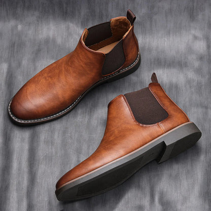 Timeless Chelsea boots with classic silhouette for men | Emerson