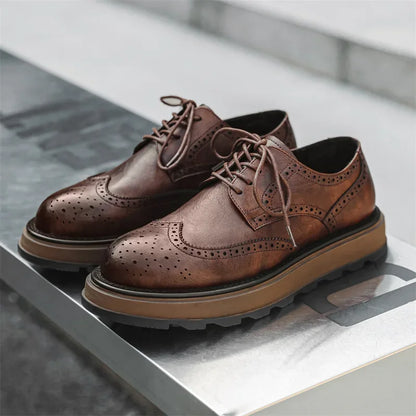 Heritage brogues with classic detailing for men | West