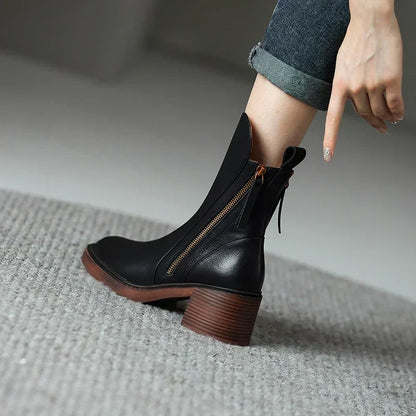 Classic orthopaedic everyday ankle boots for women | Gloria -3